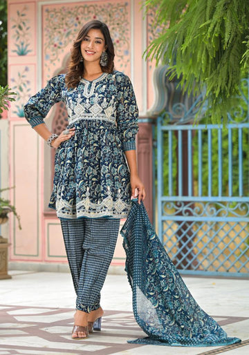 Varanga Zari Embroidered Mandrin Collar Straight Kurta With Bottom And Dupatta
